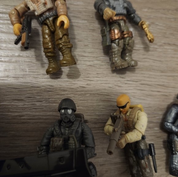 Mega Construx Call of Duty Action Figures Lot of 10 - Picture 4 of 7